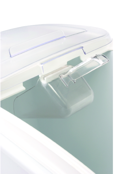 Rubbermaid PROSAVE® 500 Cup Ingredient Bin with Scoop - 99L