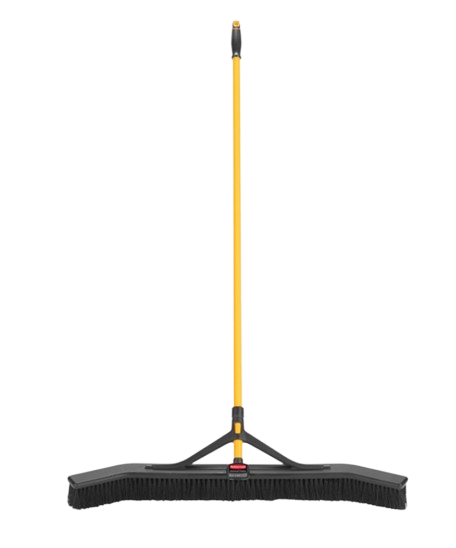Rubbermaid MAXIMIZER Push to Center Push Broom